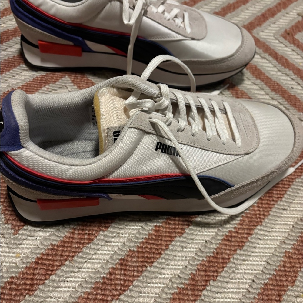 Puma Men's White, Blue, and Red Sneakers